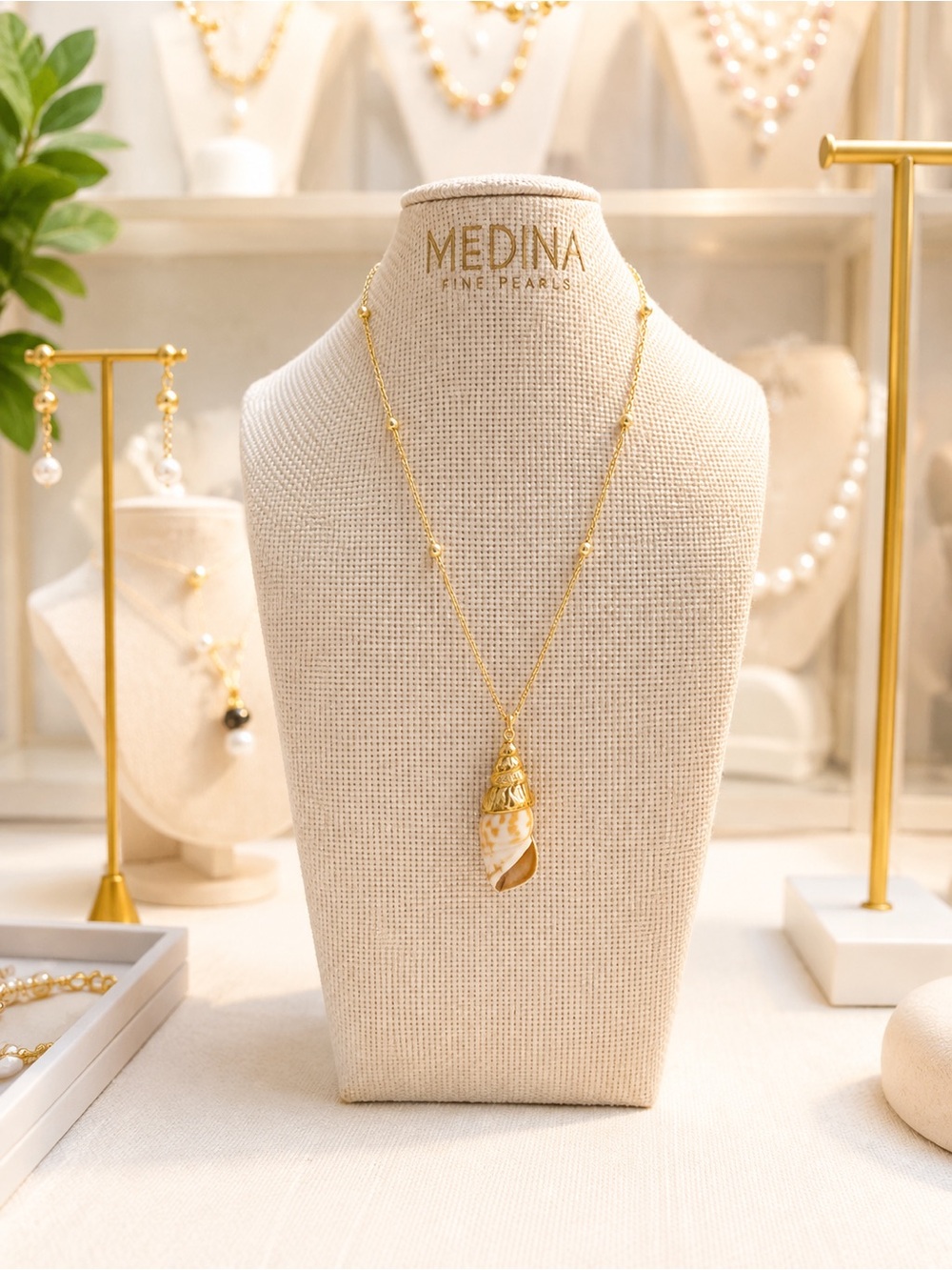 New Gold & Cream Shell Pendant with gold plated Necklace